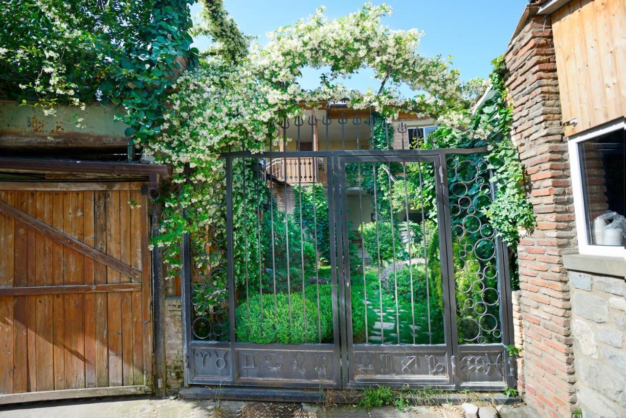 The Zodiac Garden Hotel Mtsʼkhetʼa Eksteriør bilde